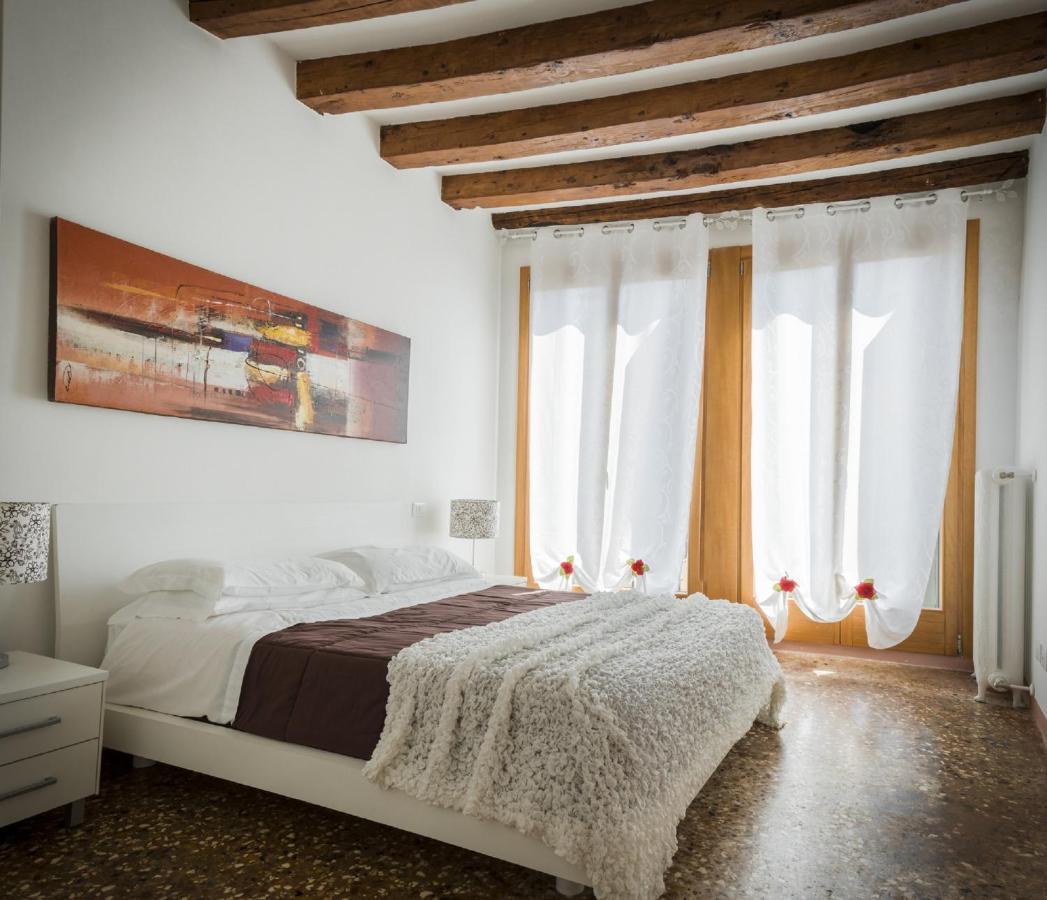 Accademia Charm Apartments By Wonderful Italy Venice Exterior photo